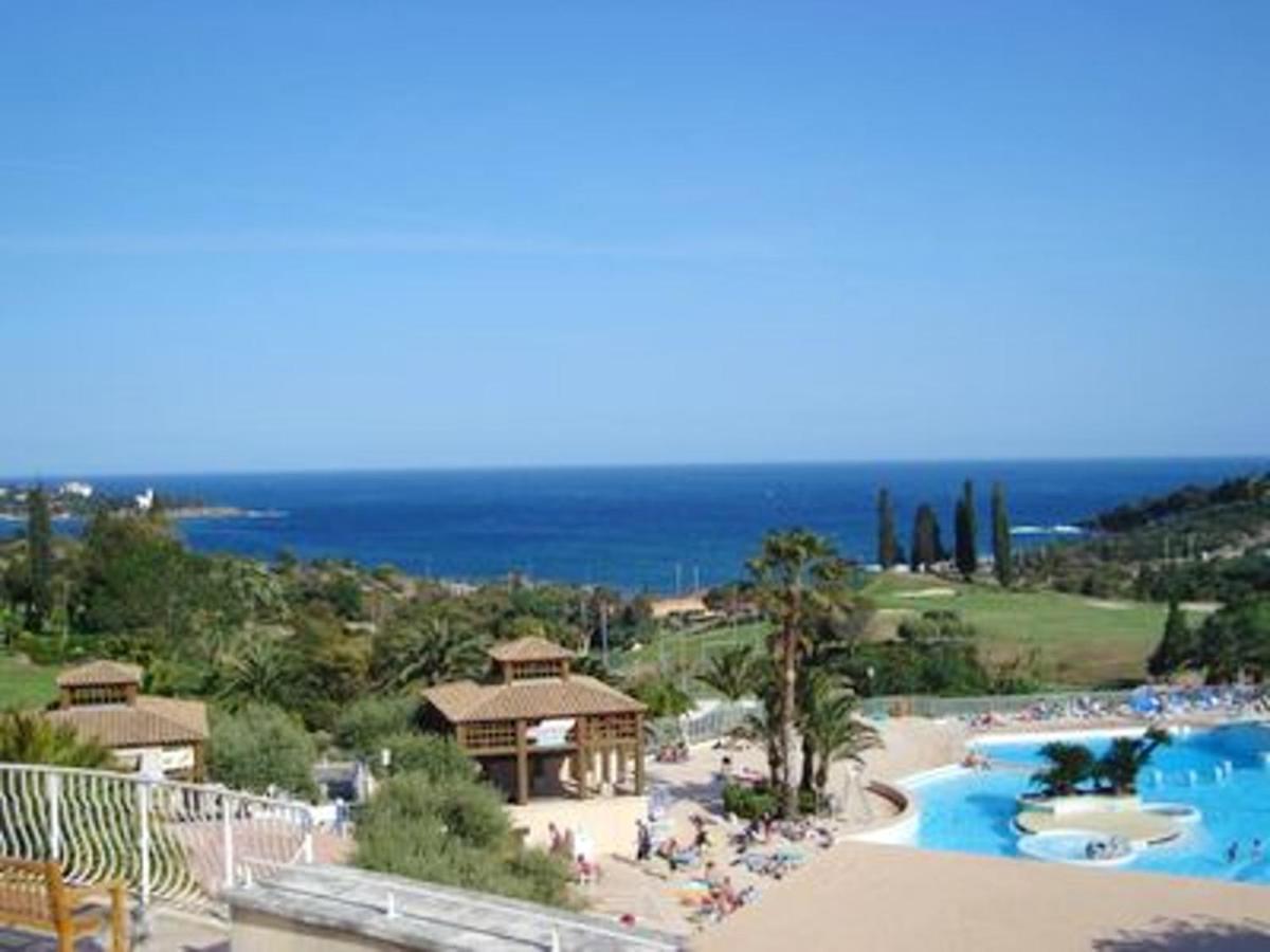 Saint-Raphaël Appartement Familial Avec Vue Sur La Mer A Agay 40 M² + Piscine מראה חיצוני תמונה